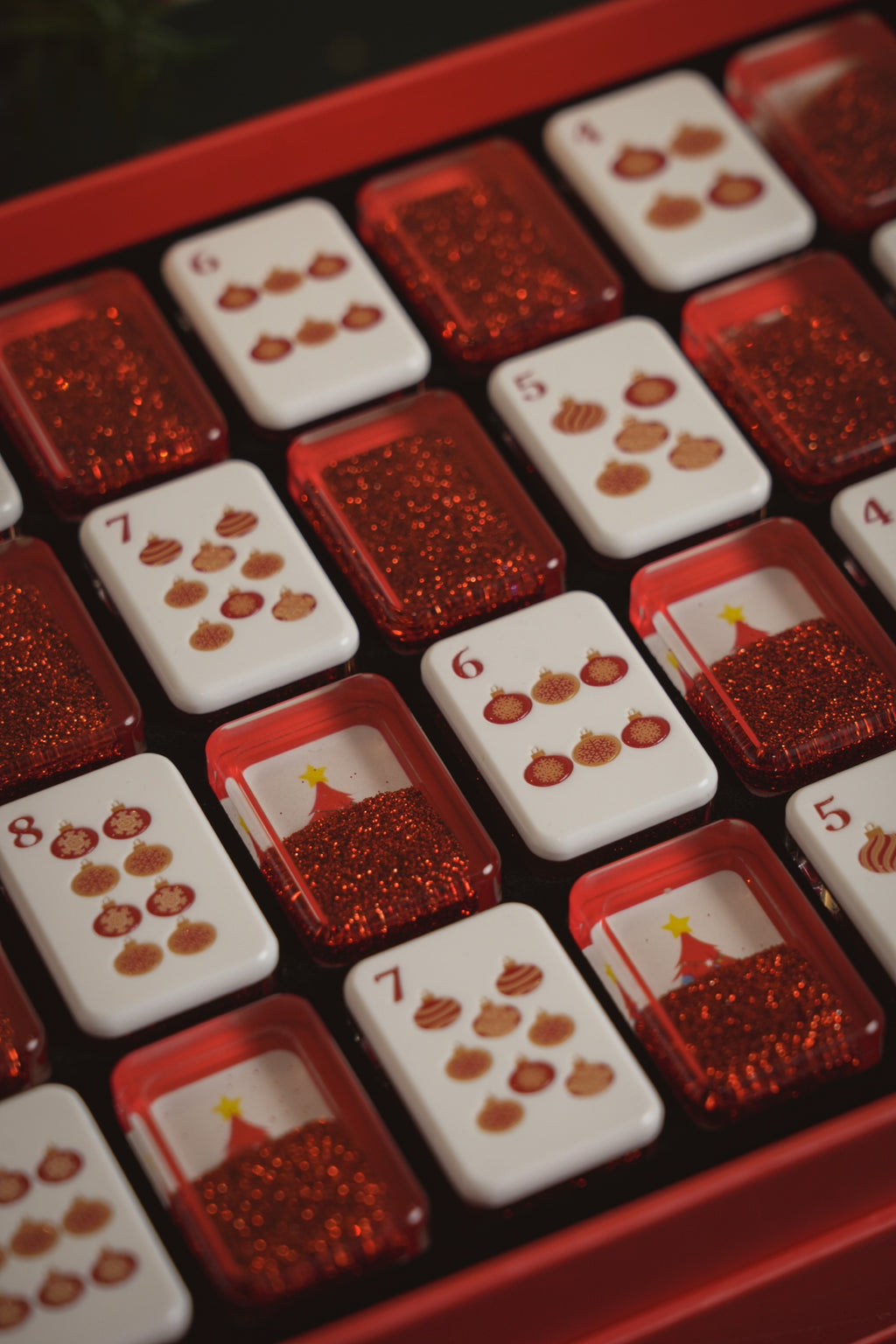 Red Glitter Christmas Mahjong Set | Limited Edition Holiday Collection